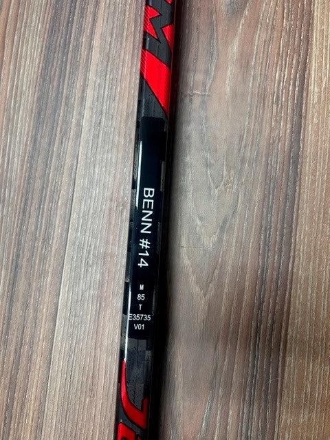 BENN NEW CCM TEAM ISSUED STICK - View of name on stick