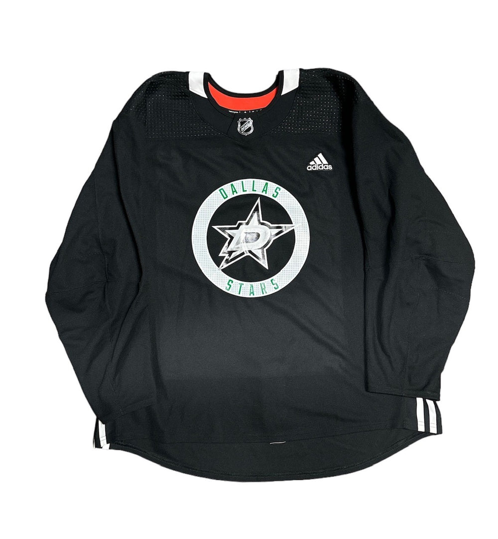 PHOTO OF BLACK TRAINING CAMP JERSEY - FRONT VIEW