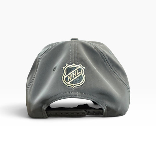 GREY CAP WITH NHL SHIELD