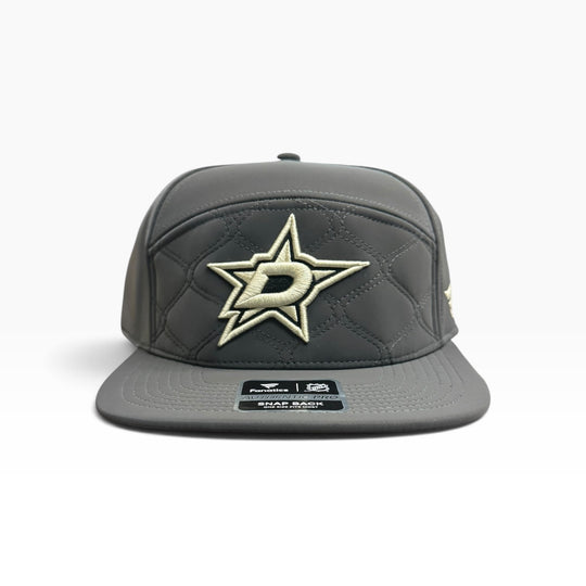GREY TEXTURED DALLAS STARS SNAP BACK CAP. GOLD PRIMARY LOGO