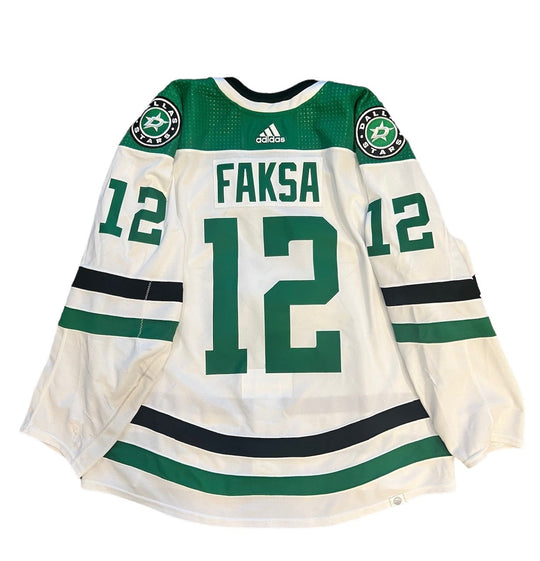 PHOTO OF RADEK FAKSA 2023-24 GAME WORN SET 1 AWAY JERSEY - BACK VIEW
