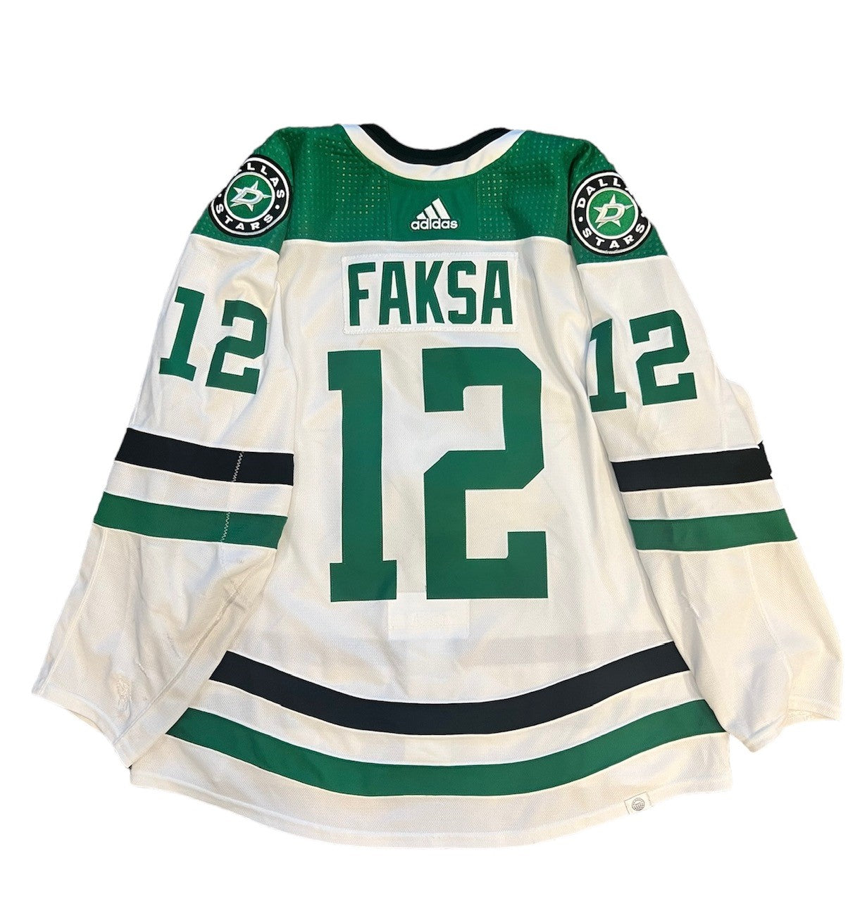 PHOTO OF RADEK FAKSA 2023-24 GAME WORN SET 2 AWAY JERSEY - BACK VIEW