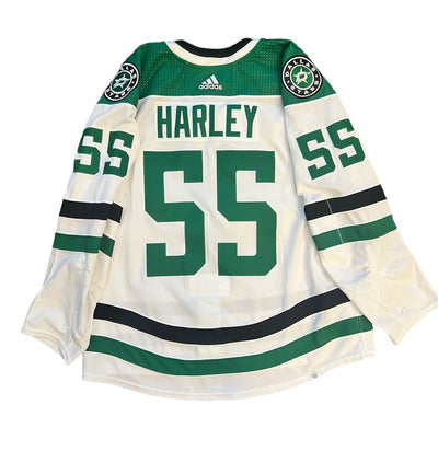 PHOTO OF THOMAS HARLEY 2023-24 GAME WORN SET 2 AWAY JERSEY - BACK VIEW