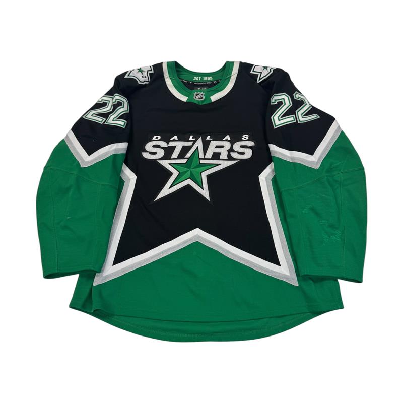 Dallas Stars '99 Alternate hockey jersey with number 22 on sleeves. Jersey on a white background