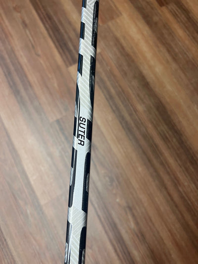 SUTER NEW WARRIOR TEAM ISSUED STICK - View of name on stick