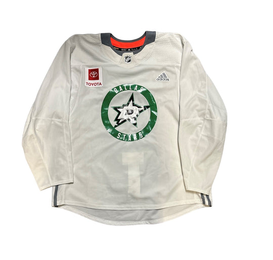 PHOTO OF WHITE TRAINING CAMP JERSEY - FRONT VIEW