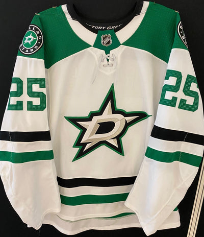 Brett Ritchie 18/19 Game Worn Away Jersey - Set 3 in Green and White - Front View