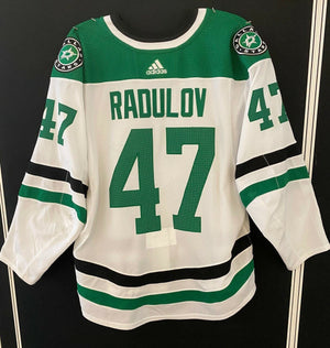 Alexander Radulov 18/19 Game Worn Away Jersey Set 2-2 in Green and White - Back View