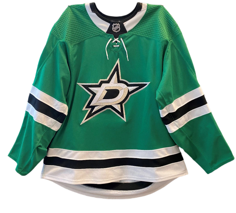 Photo of Dallas Stars #15 Comeau Home Game Worn Jersey - Front View