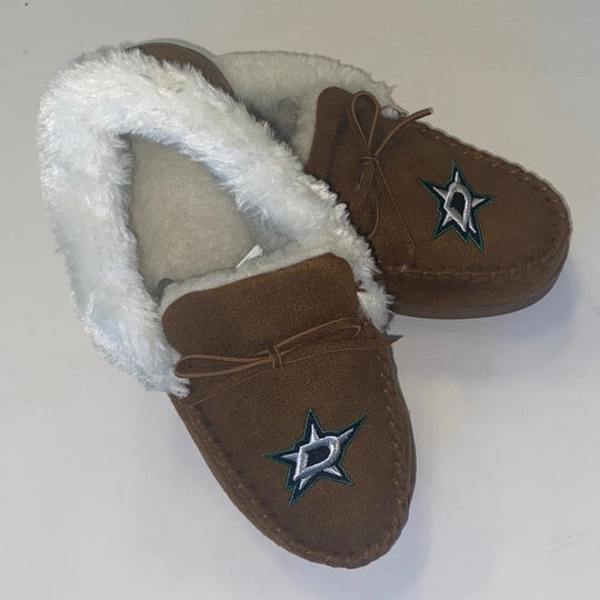 Dallas Stars Women's Tan Moccasin Slipper - Angled Top View